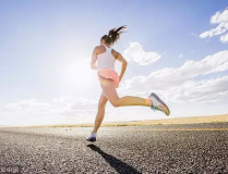 临朐跑步小姐姐,健康生活，活力四射